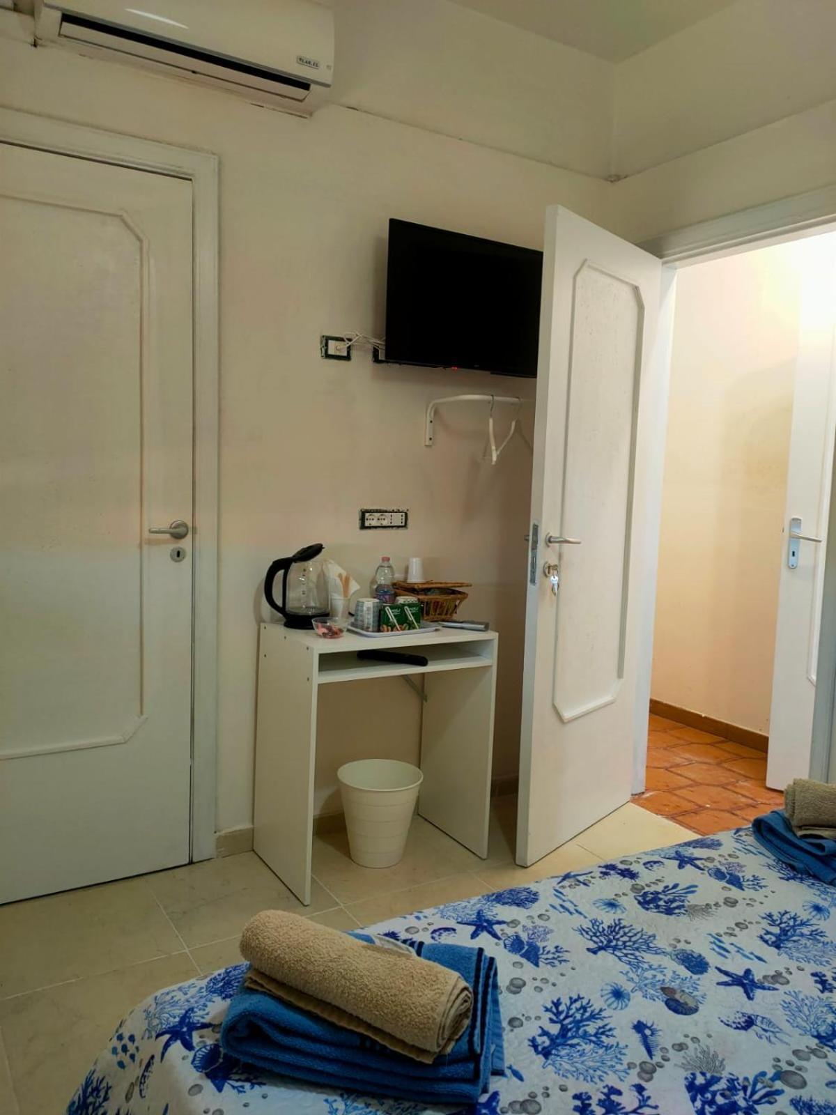 Bed and Breakfast Bed And Fly Aeroporto Catania Reception H24 Exterior foto